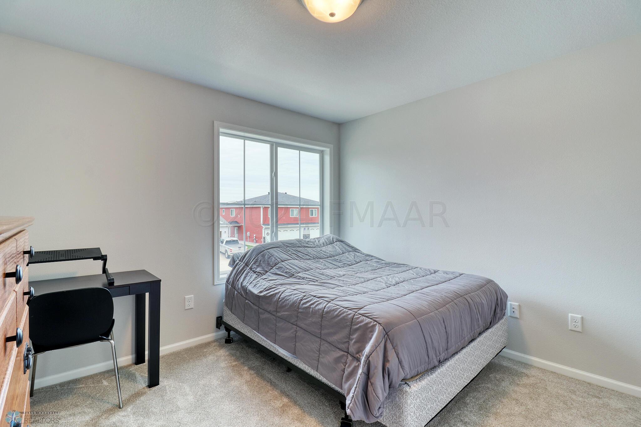 Bedroom1_1