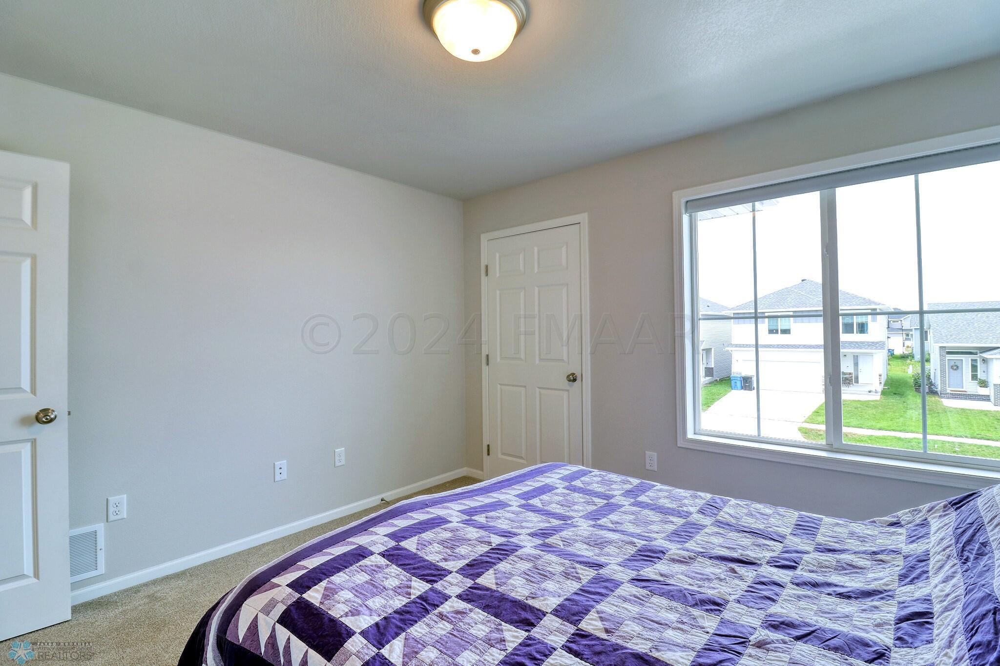 Bedroom2_2