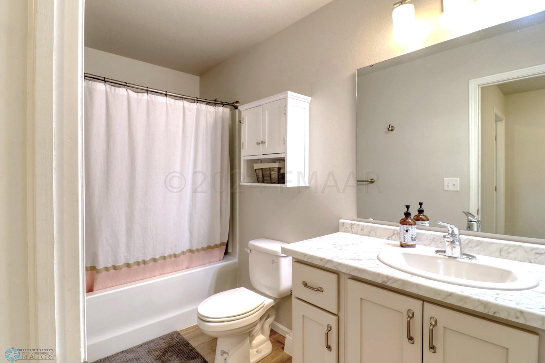 Bathroom1_1
