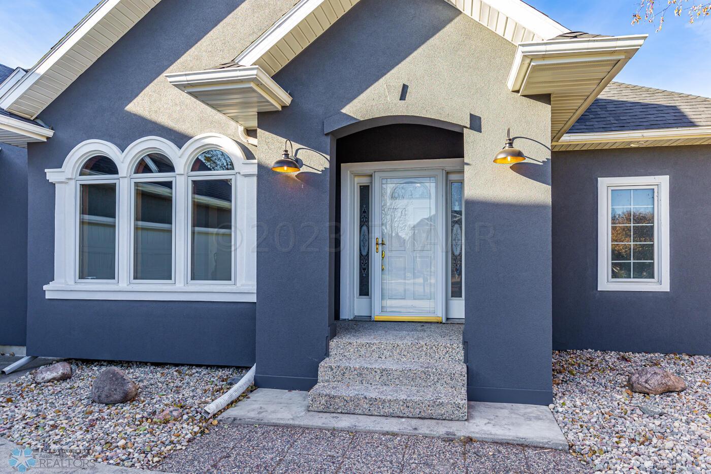 Home-26