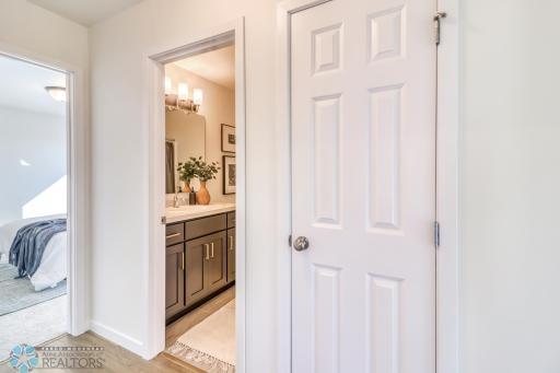 Photo for 1236 JILL Drive W, West Fargo, ND 58078 - Listing #7427748 1236 JILL Drive W, West Fargo, ND 58078