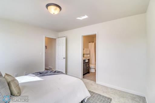 Photo for 1236 JILL Drive W, West Fargo, ND 58078 - Listing #7427748 1236 JILL Drive W, West Fargo, ND 58078