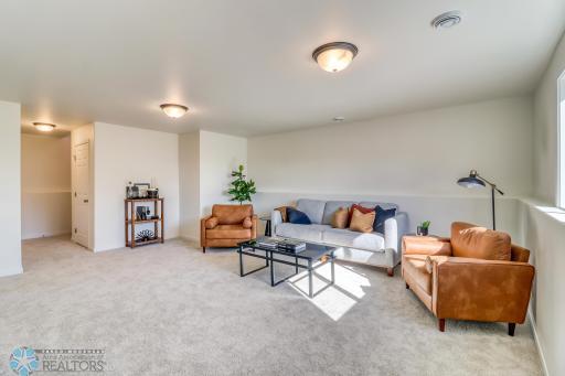 Photo for 1236 JILL Drive W, West Fargo, ND 58078 - Listing #7427748 1236 JILL Drive W, West Fargo, ND 58078