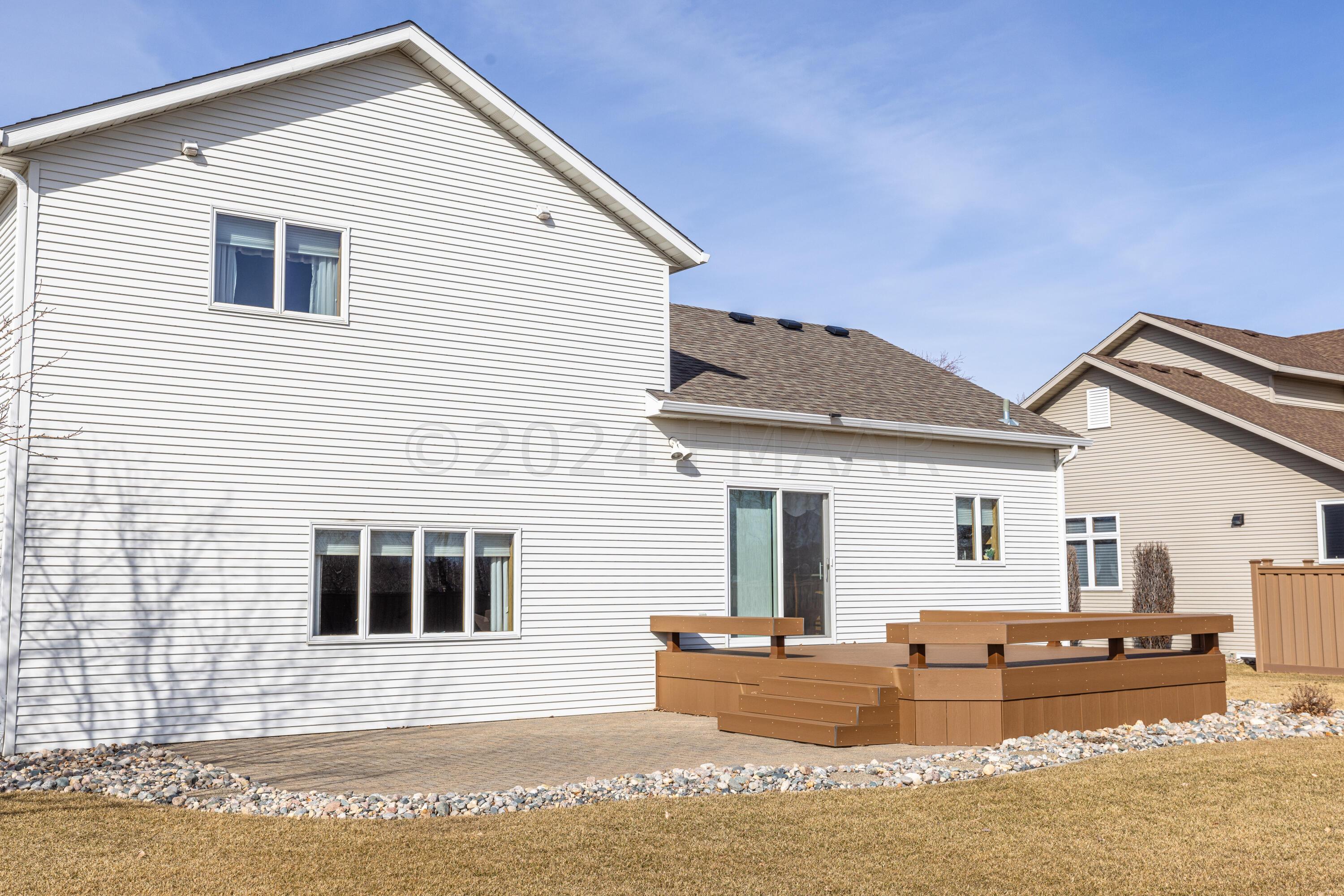 Large deck for entertaining