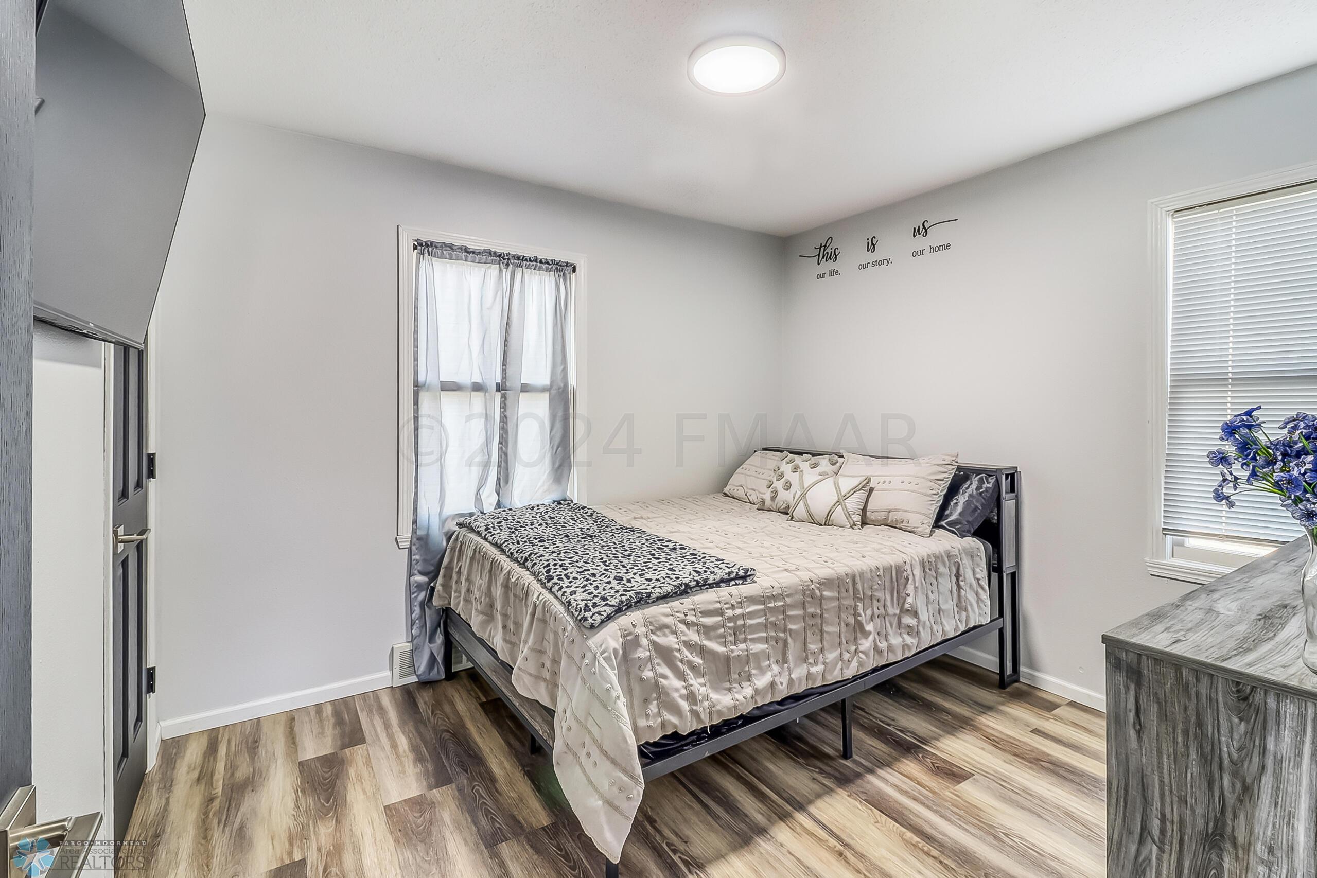 Bedroom1 (1)