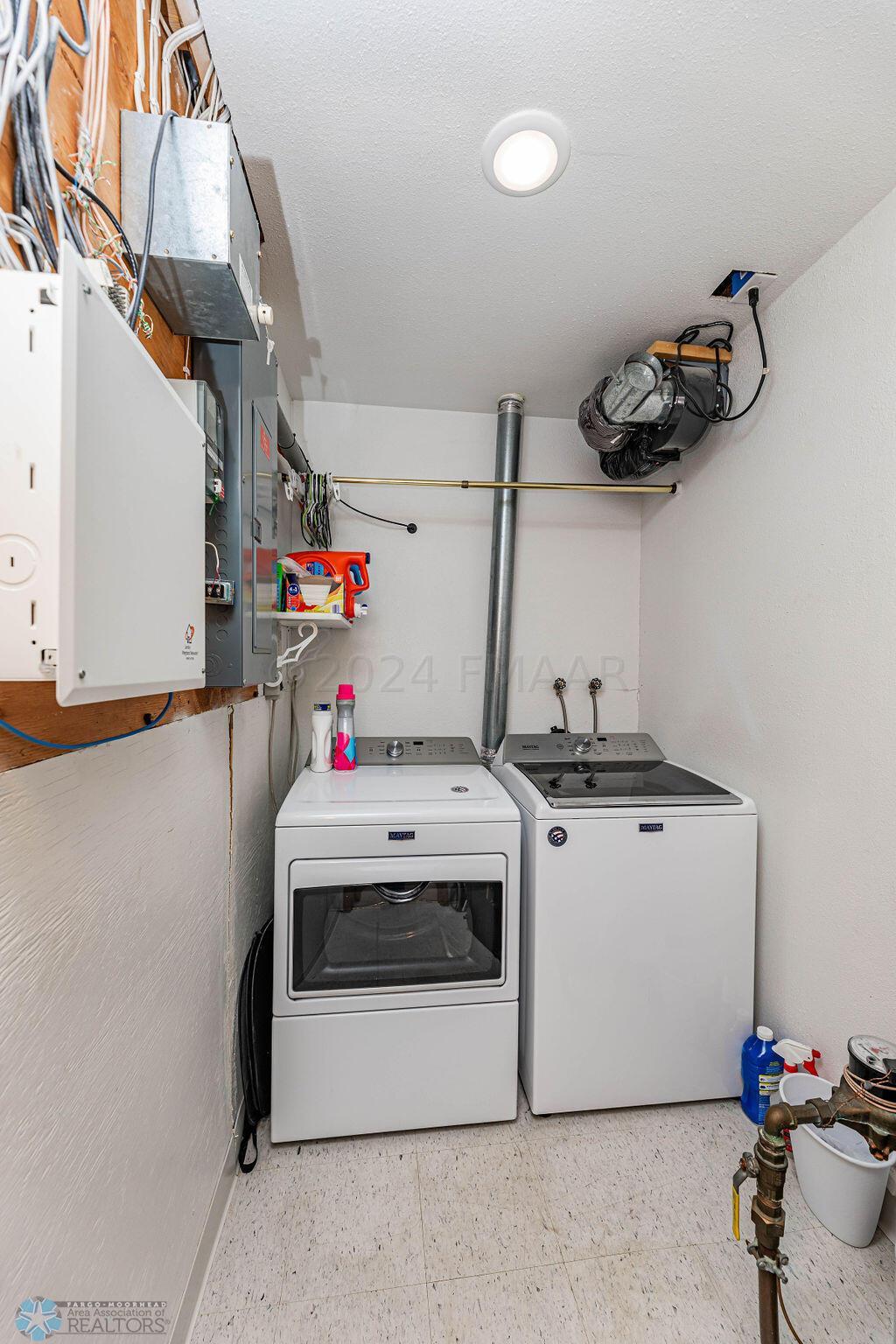 Laundry & Utility Room