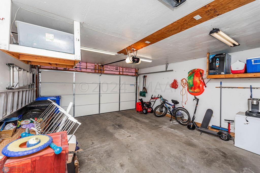 Attached 2-car Garage
