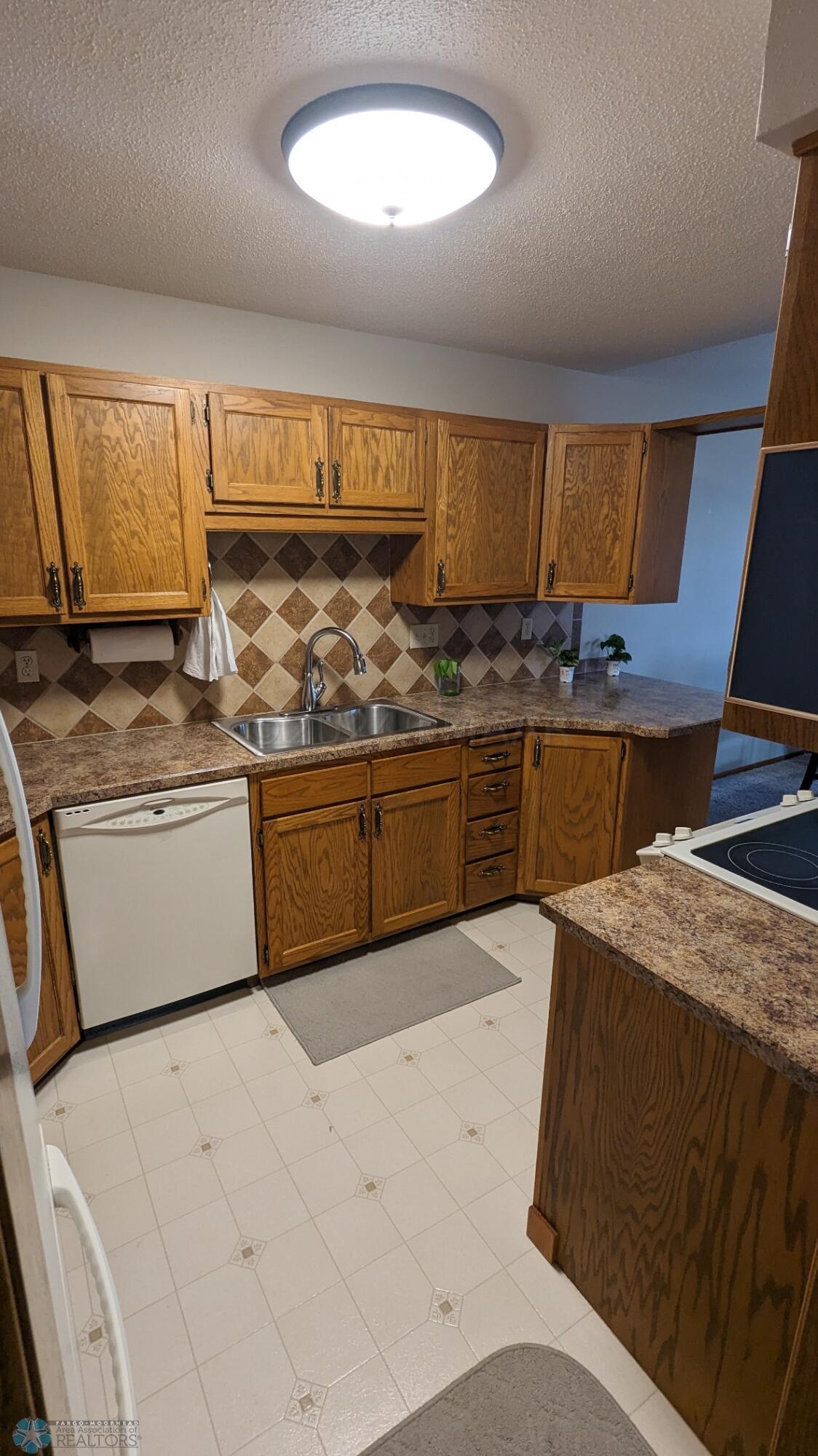 Kitchen2
