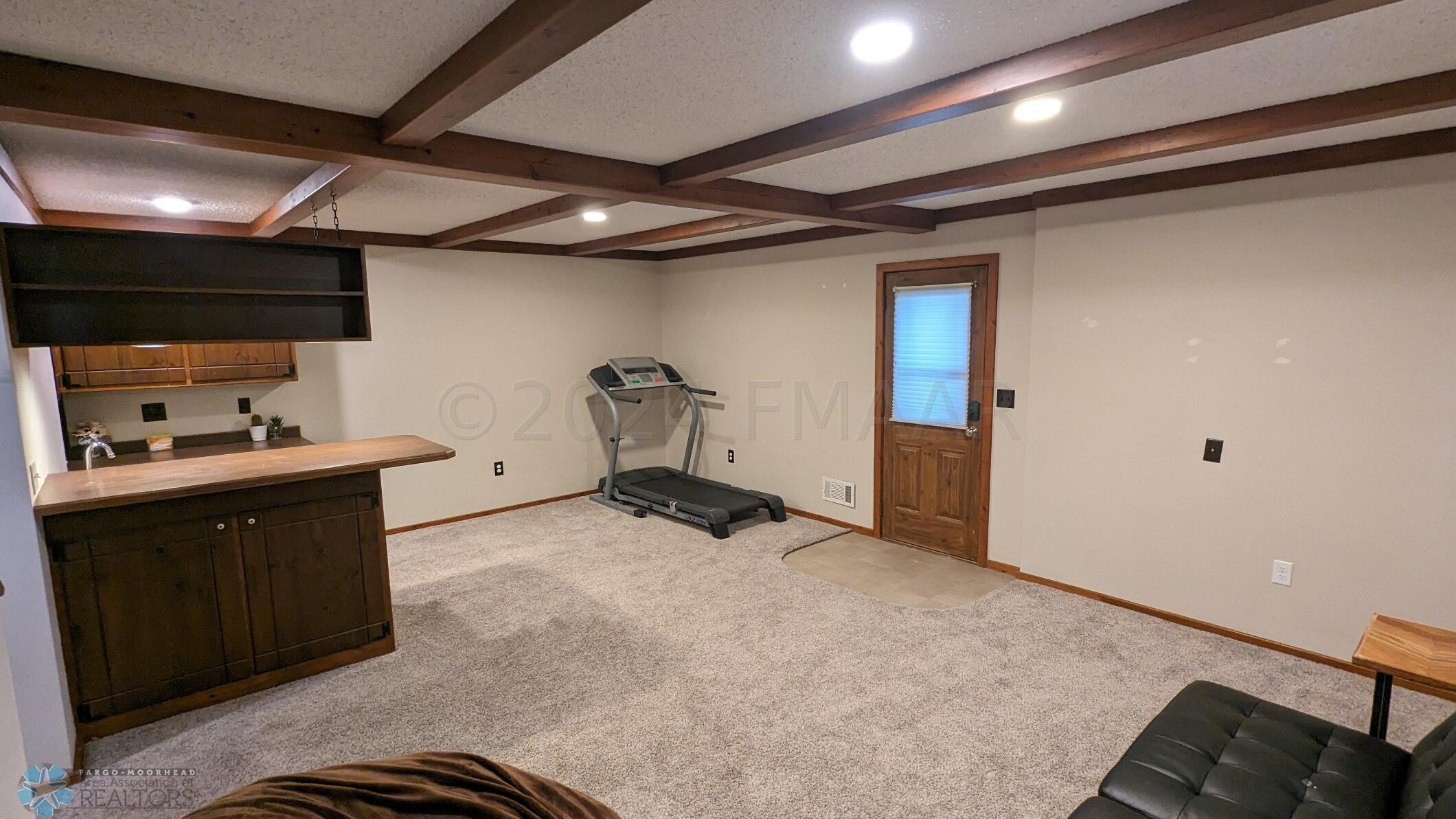 Family room 2
