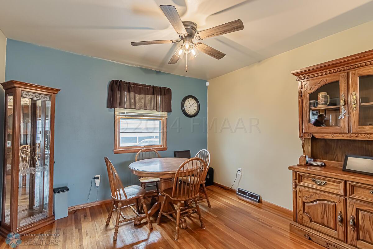 1446 14 1_2 St S, Fargo, ND 58103-21