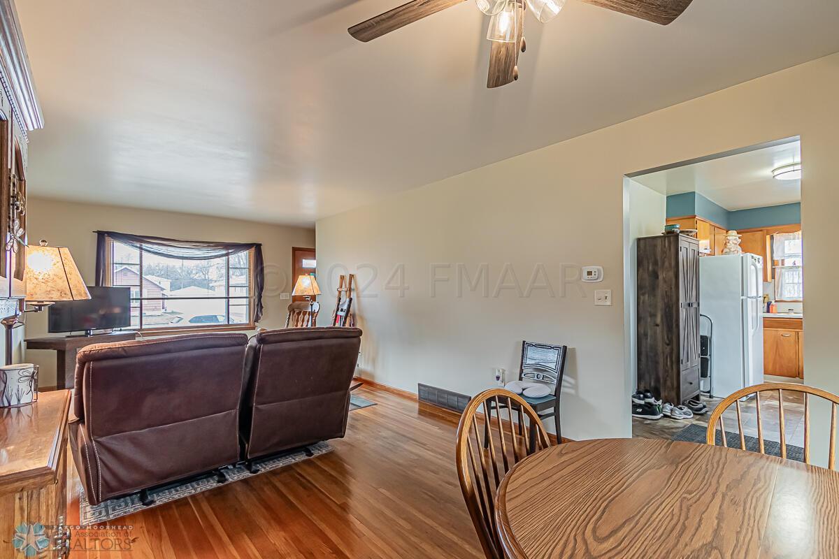 1446 14 1_2 St S, Fargo, ND 58103-22
