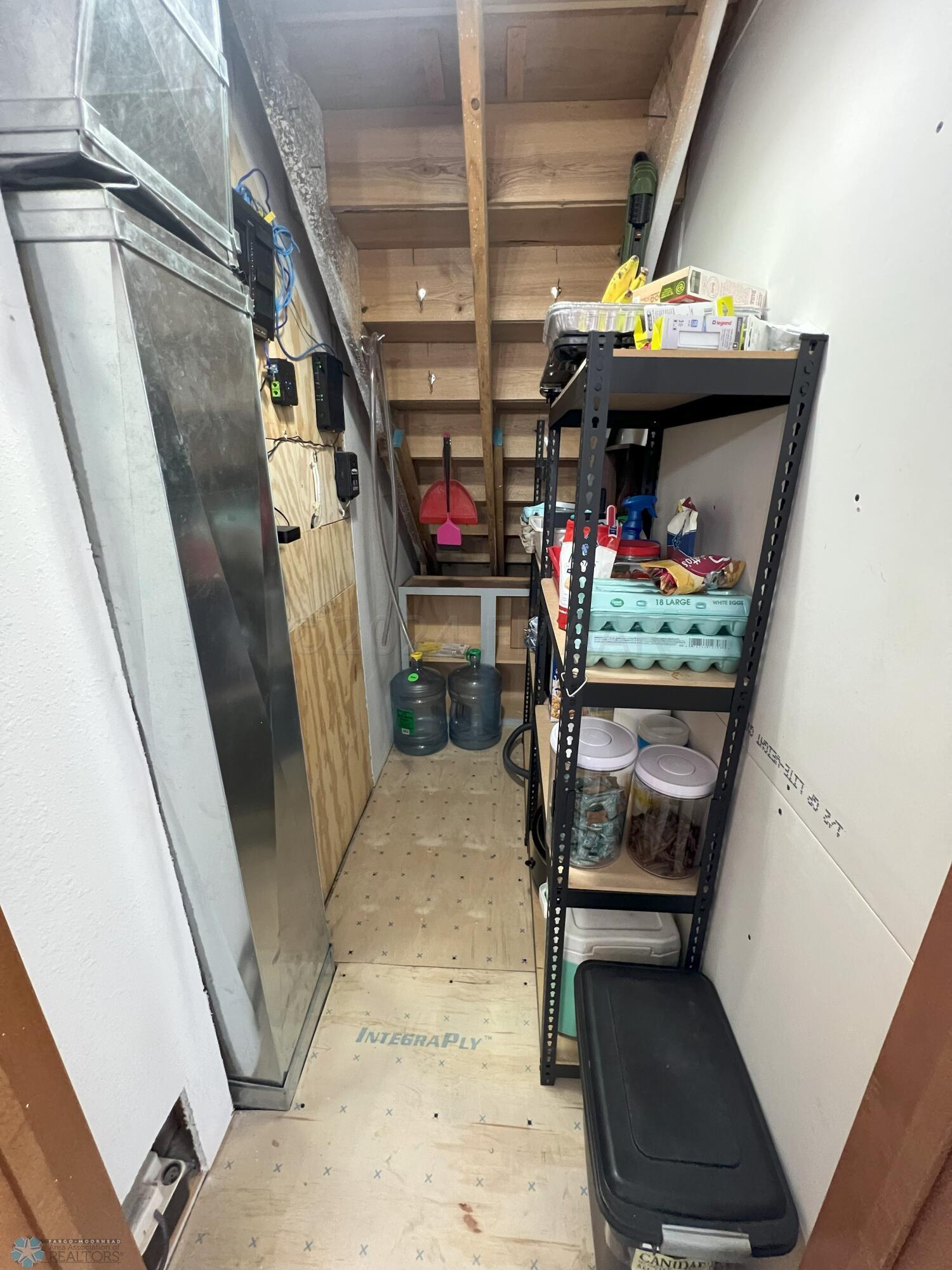 Internet-wifi-storage area