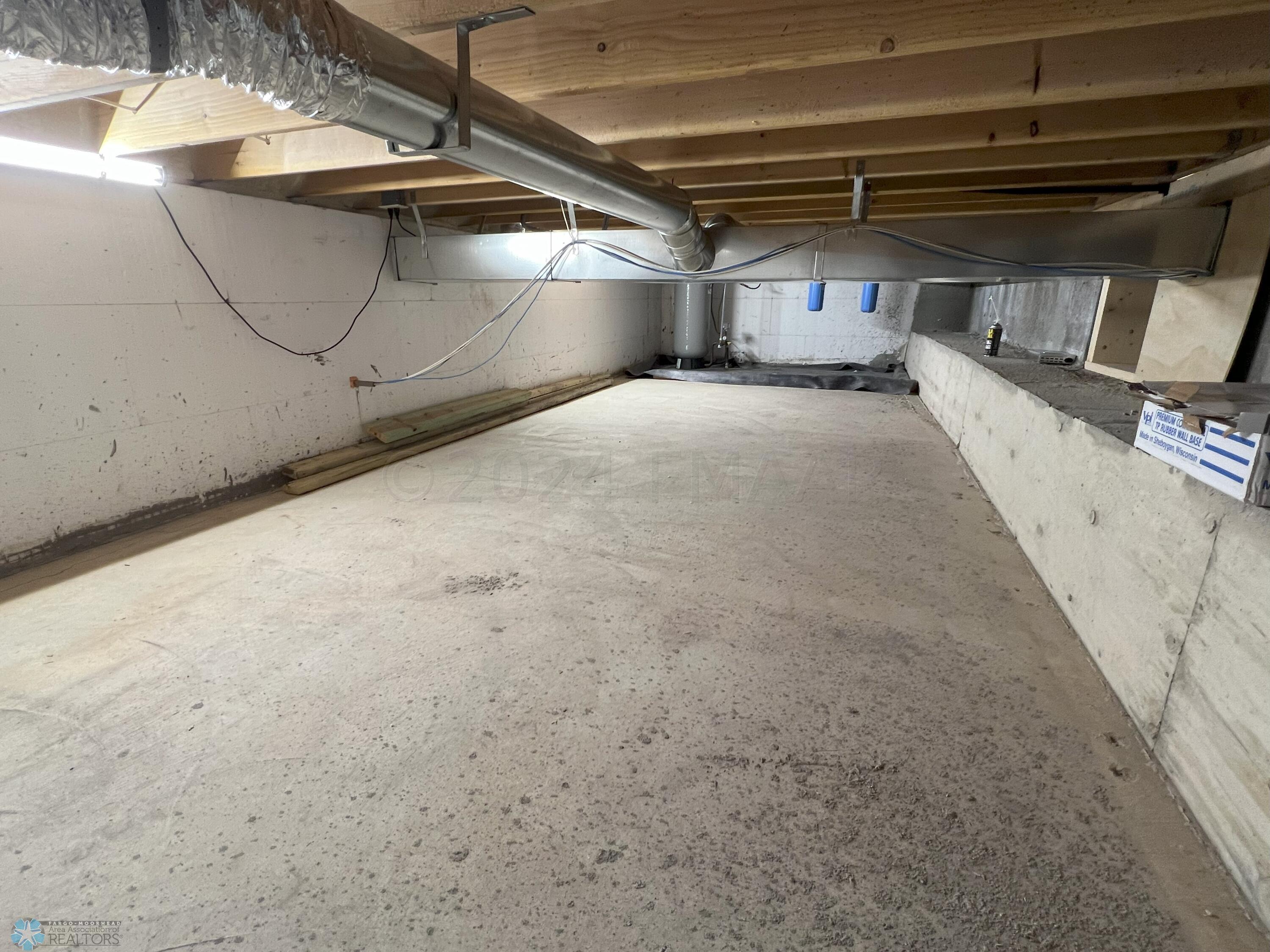 Crawl Space - Foundation