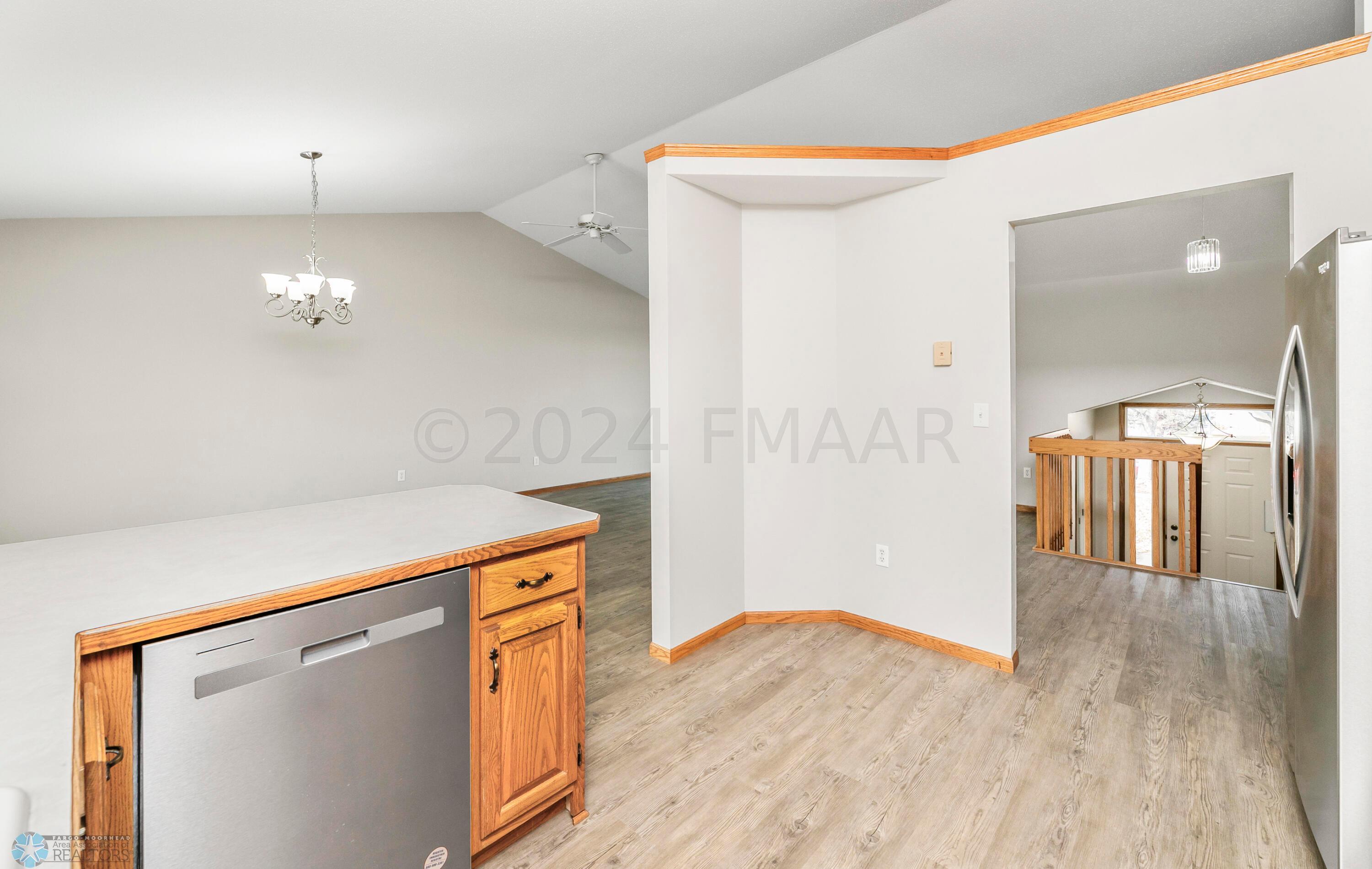 03-12-KZ-1103-DDM_0331