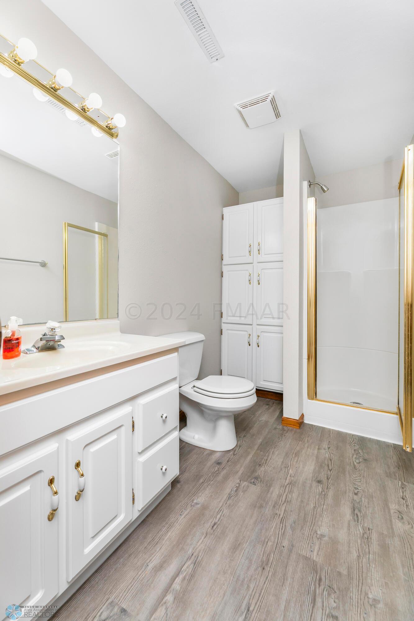 LL Bathroom