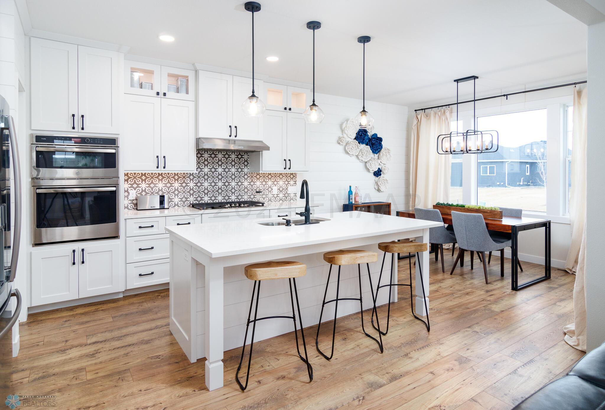 Kitchen/dining