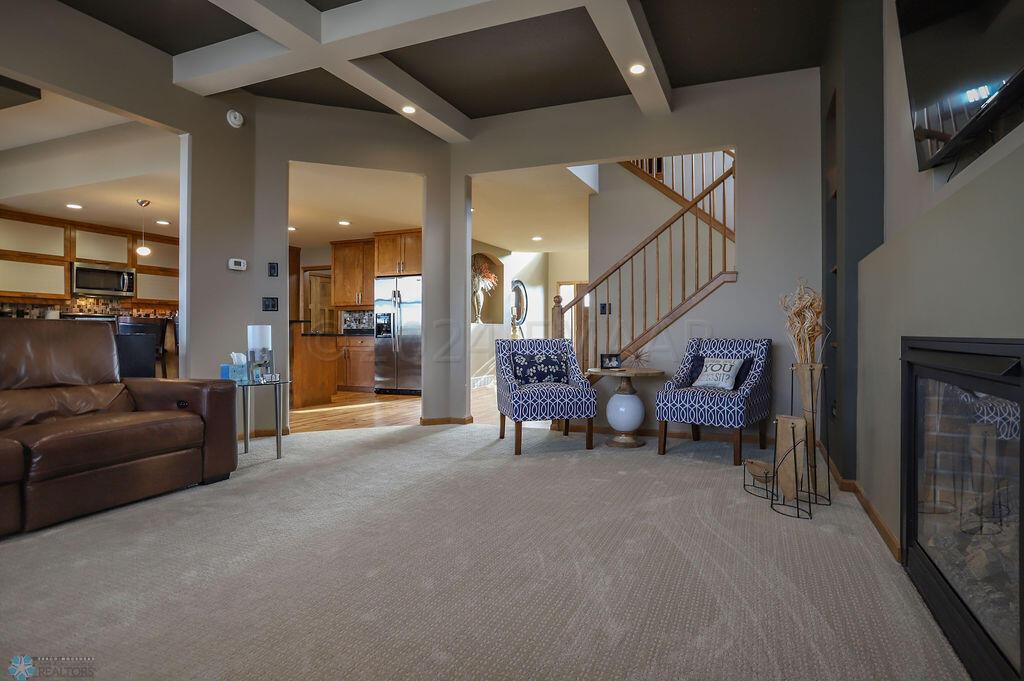 2317 39th St S, Moorhead