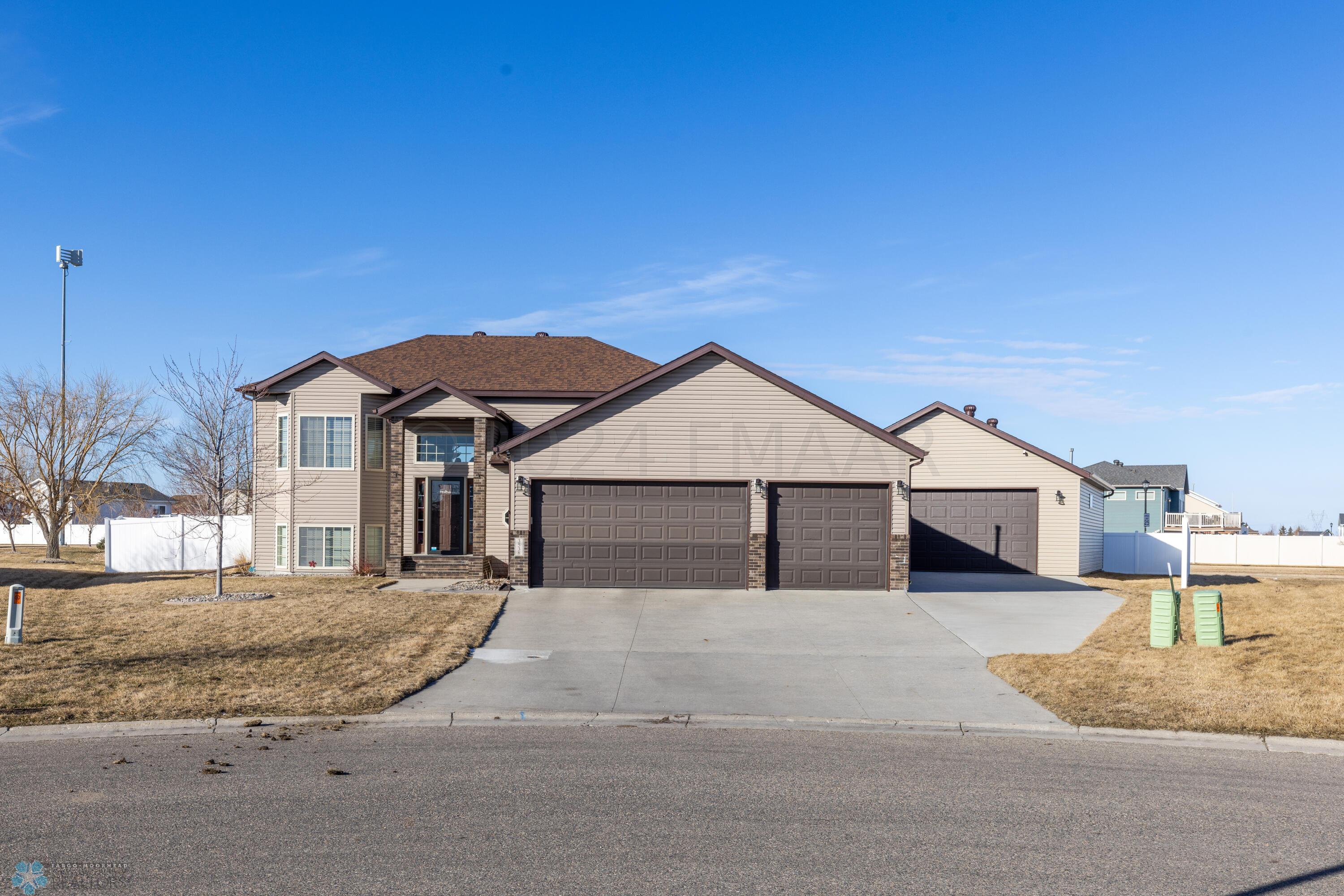 3538 8th St W WF