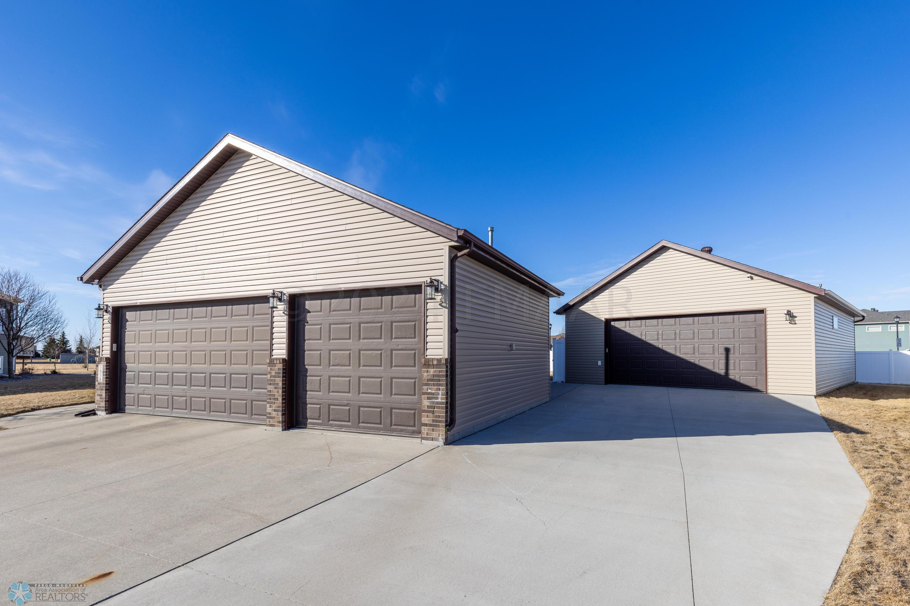 3538 8th St W WF