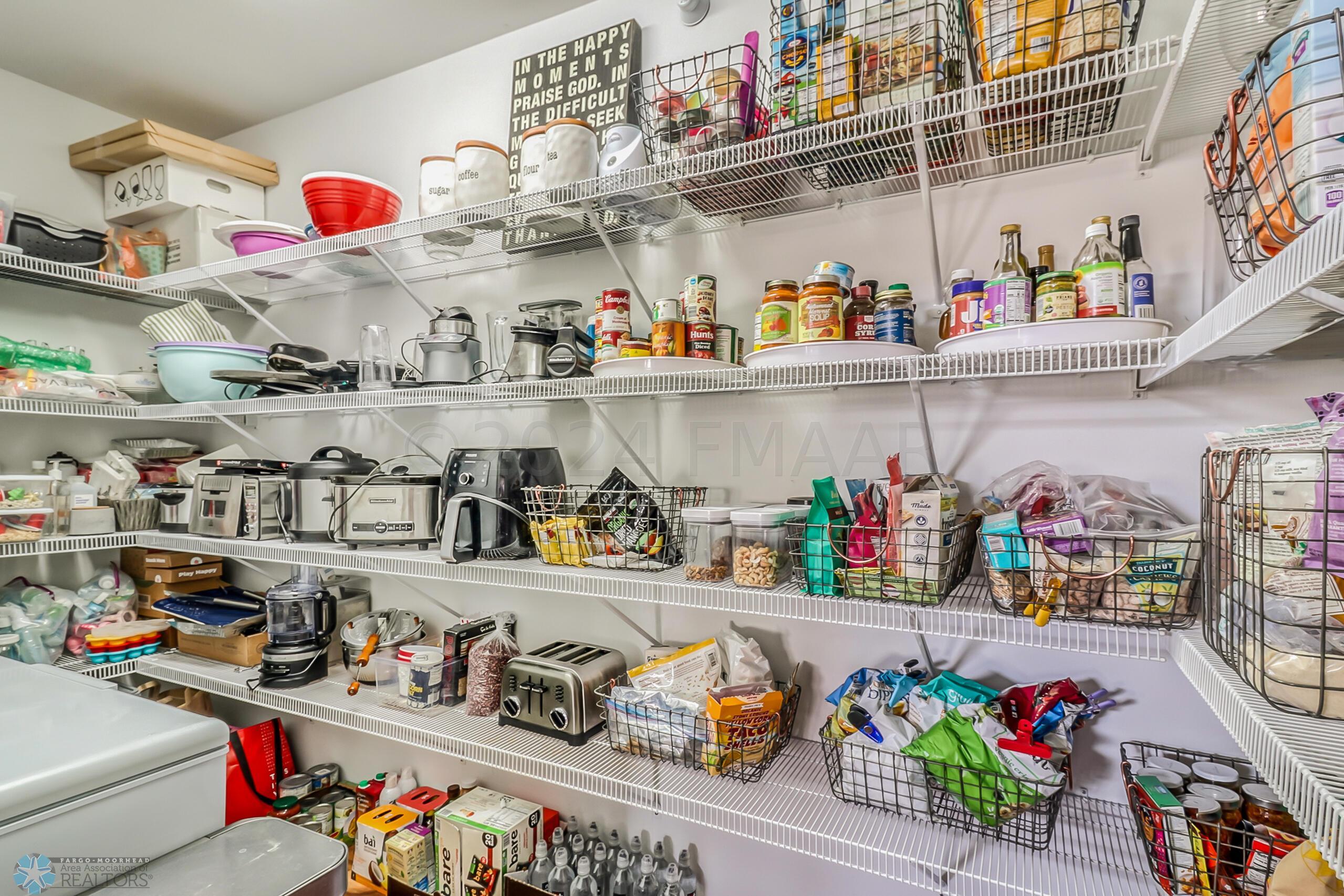 Kitchen_Pantry1_0
