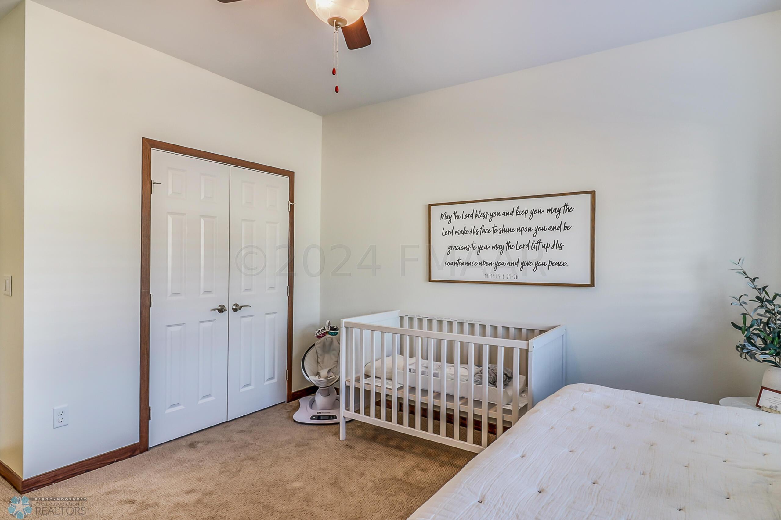 Bedroom2_2