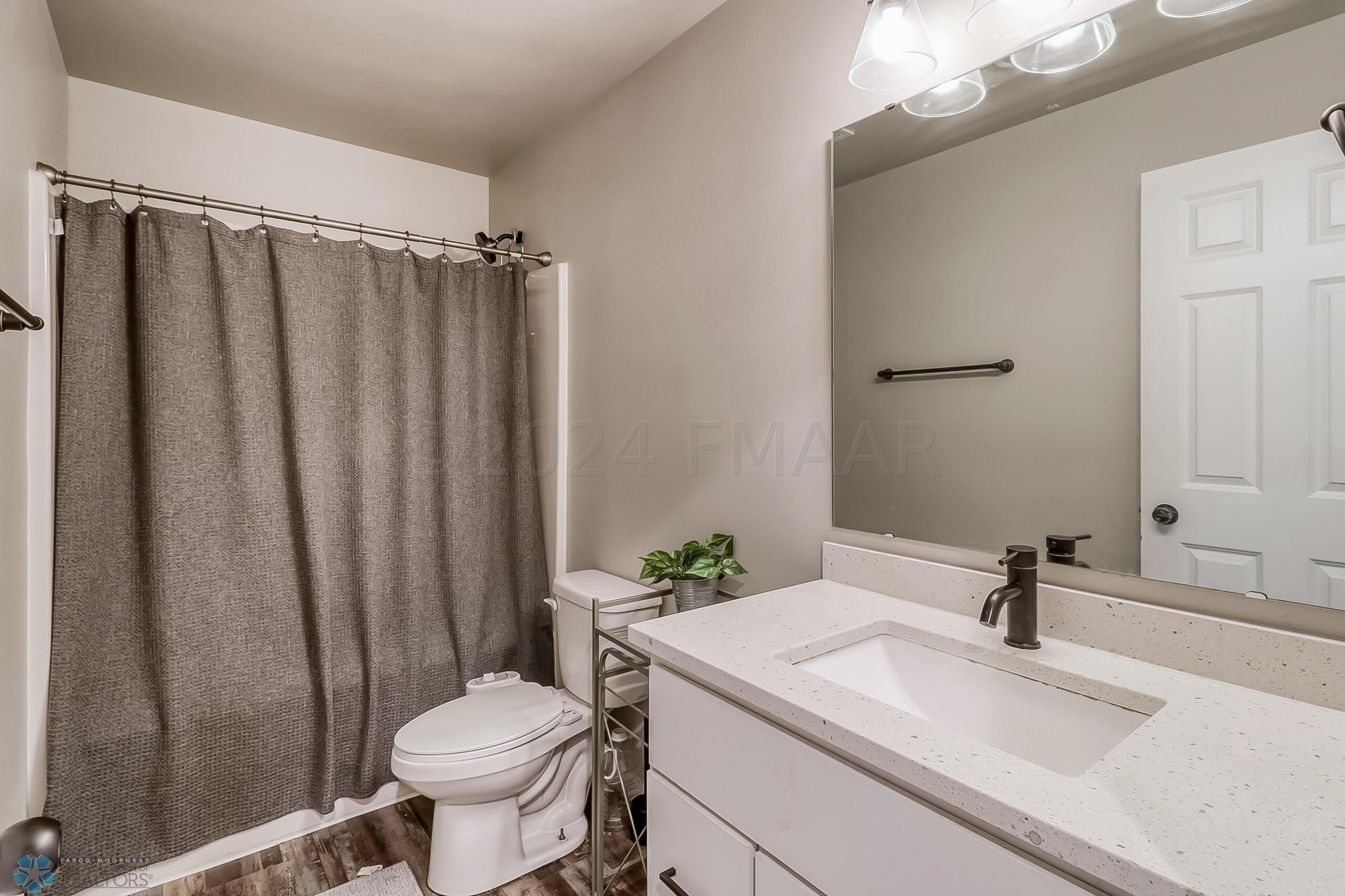 Basement Bathroom1_1