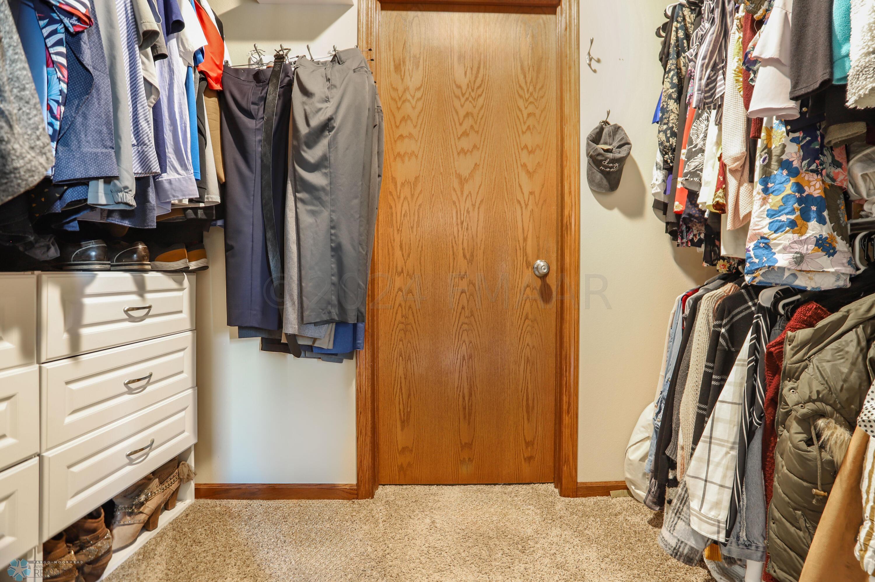 Walk in closet