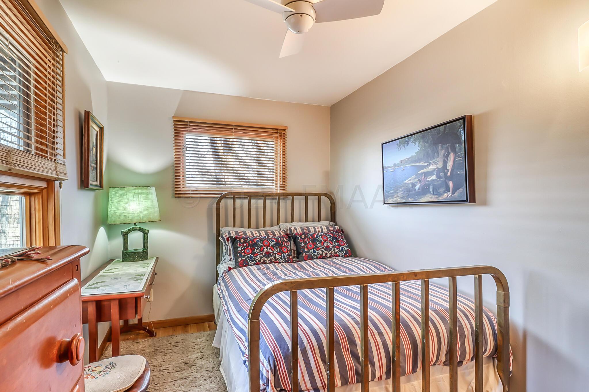 Bedroom2_2