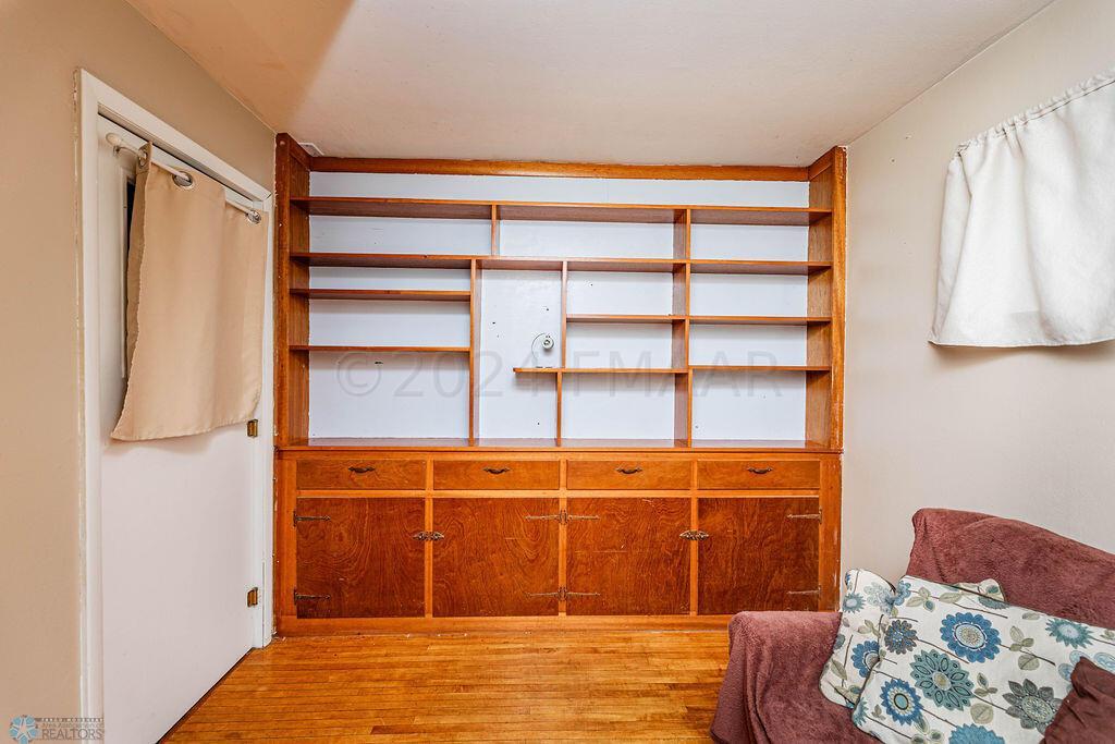 Office/Bedroom on Main