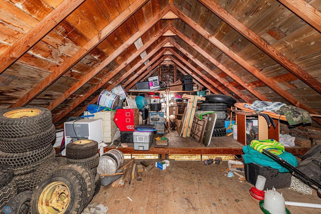 Garage/Shop
