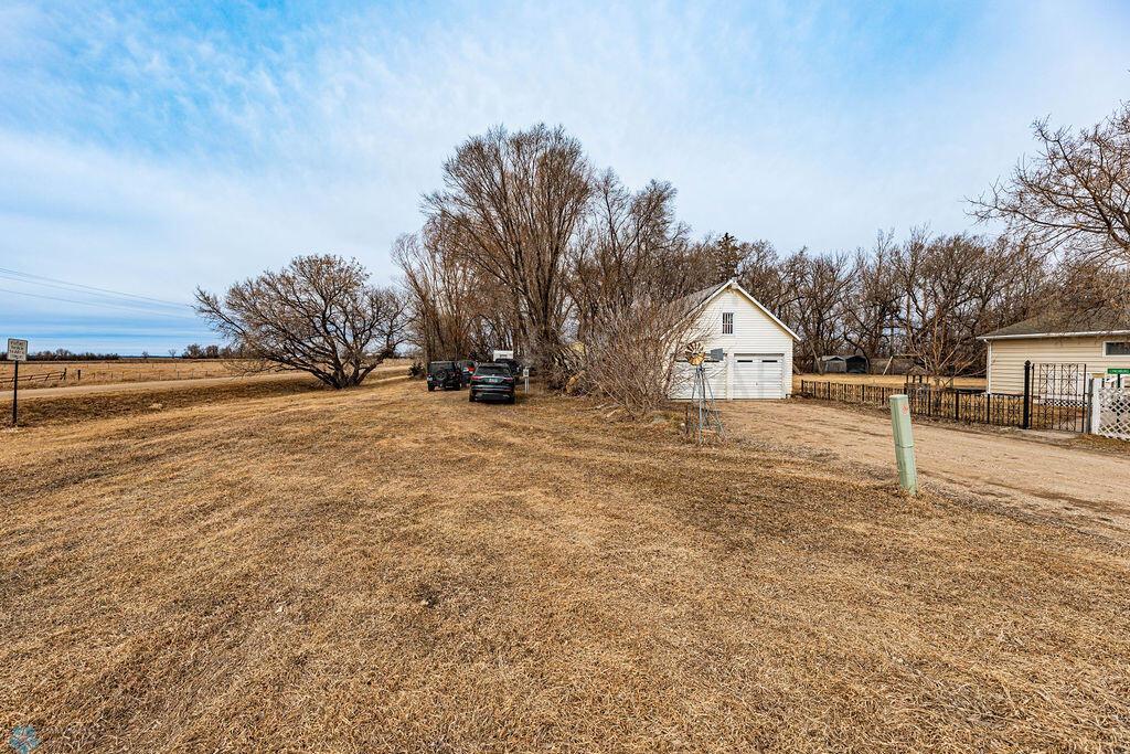 Empty Lot to West Not Included