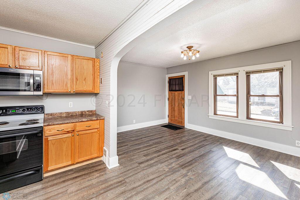 Kitchen to Living Room