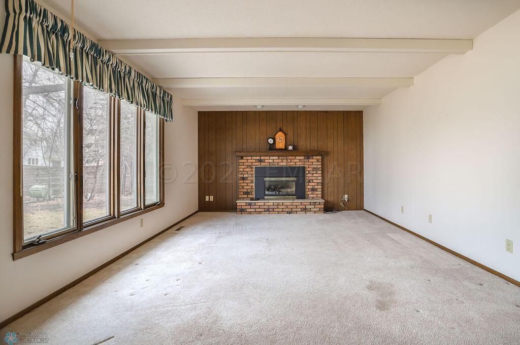 3401 1st St N, Fargo
