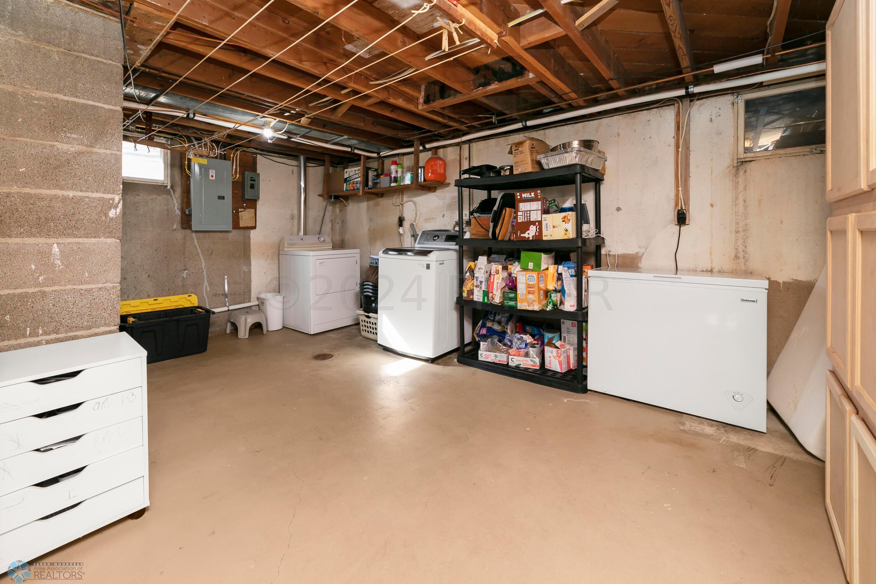 Laundry/Storage