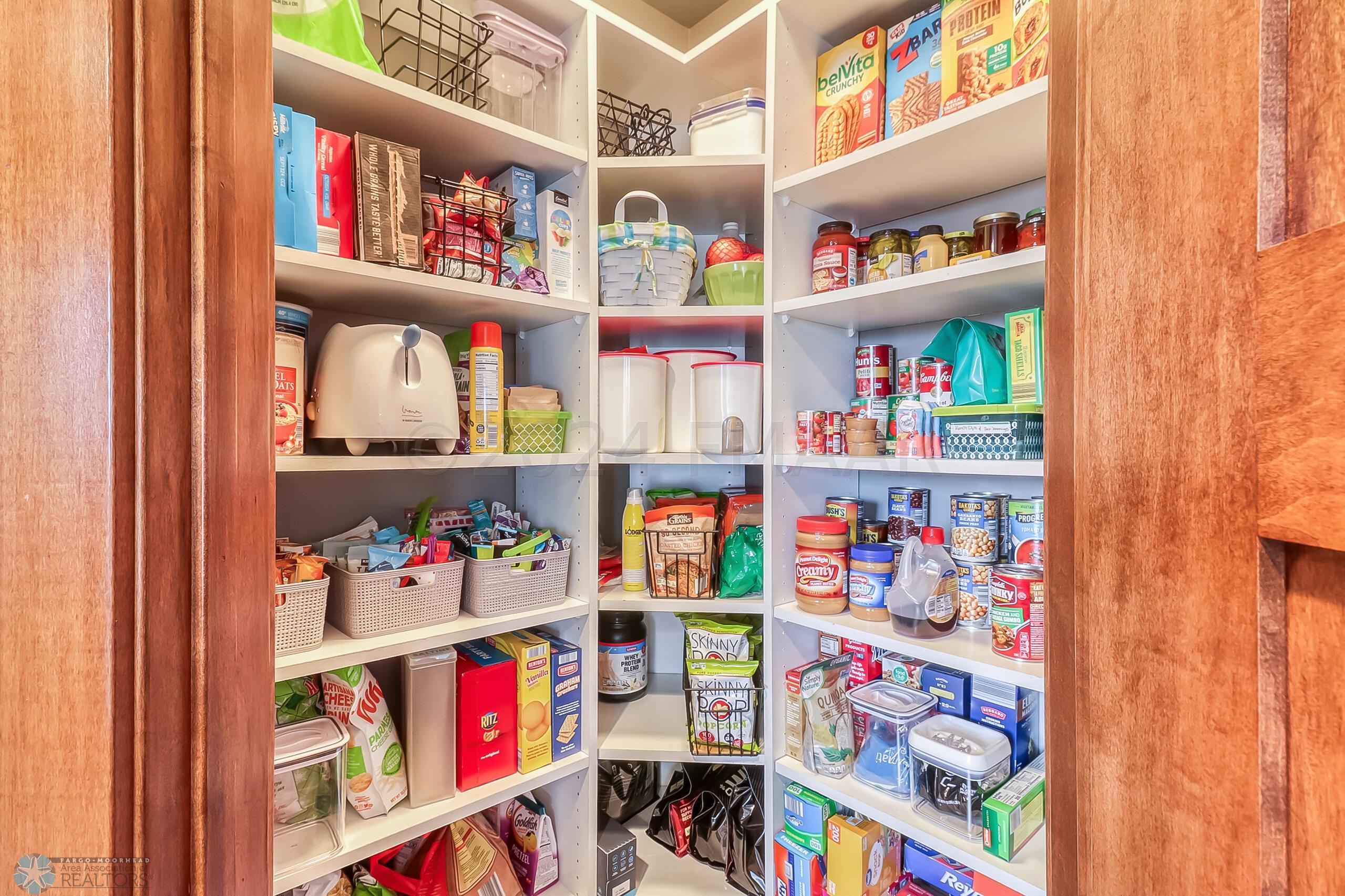 Kitchen_Pantry