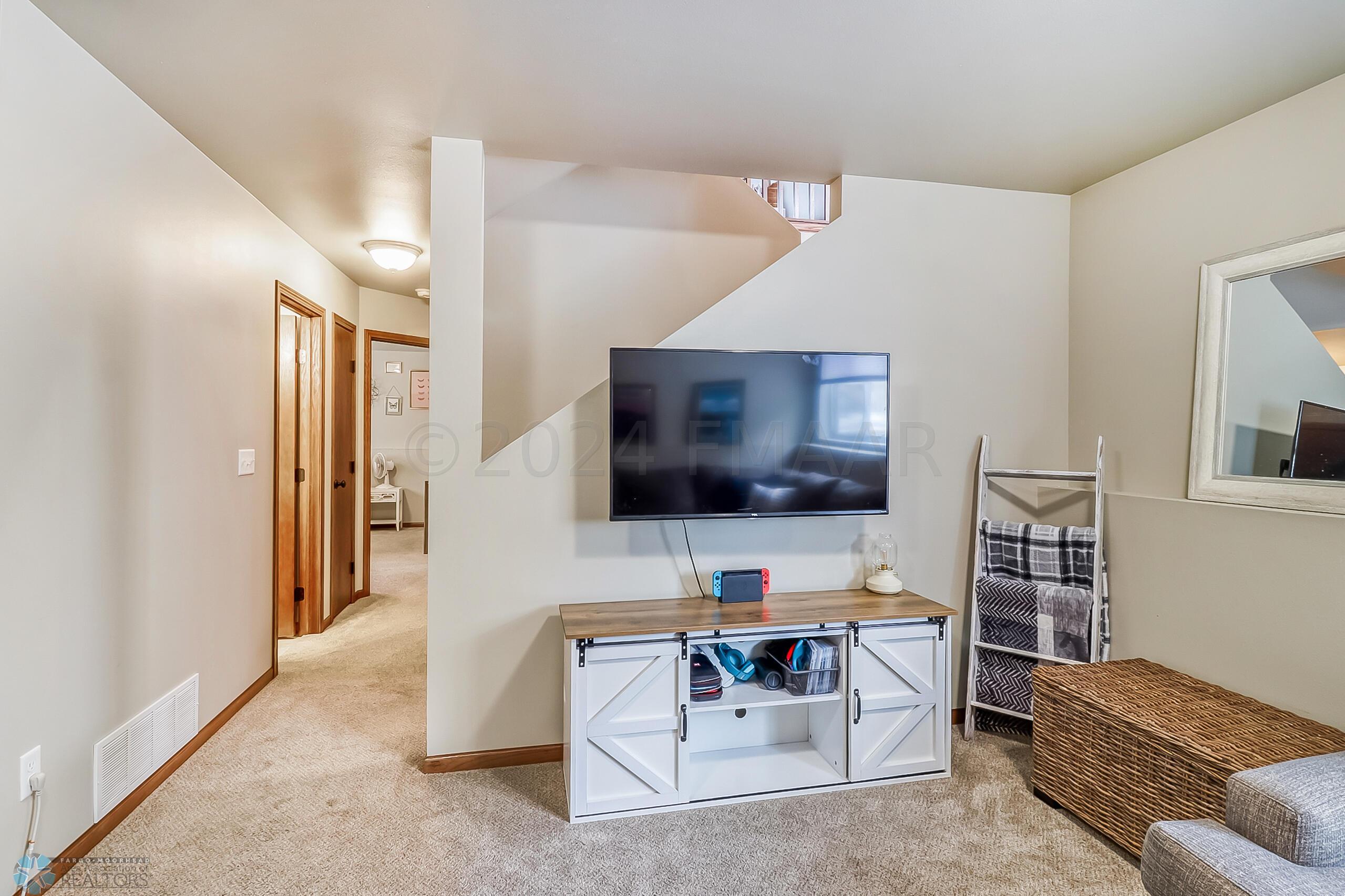 Basement1_3