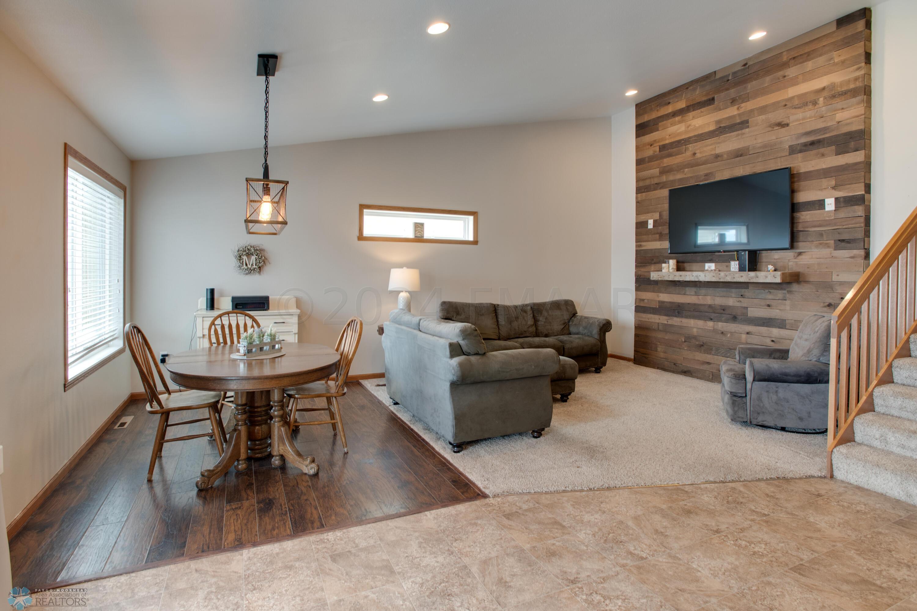 Living Room/Dining Room