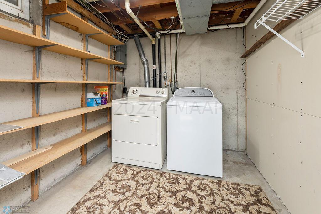 Utility, Wahser & Dryer included
