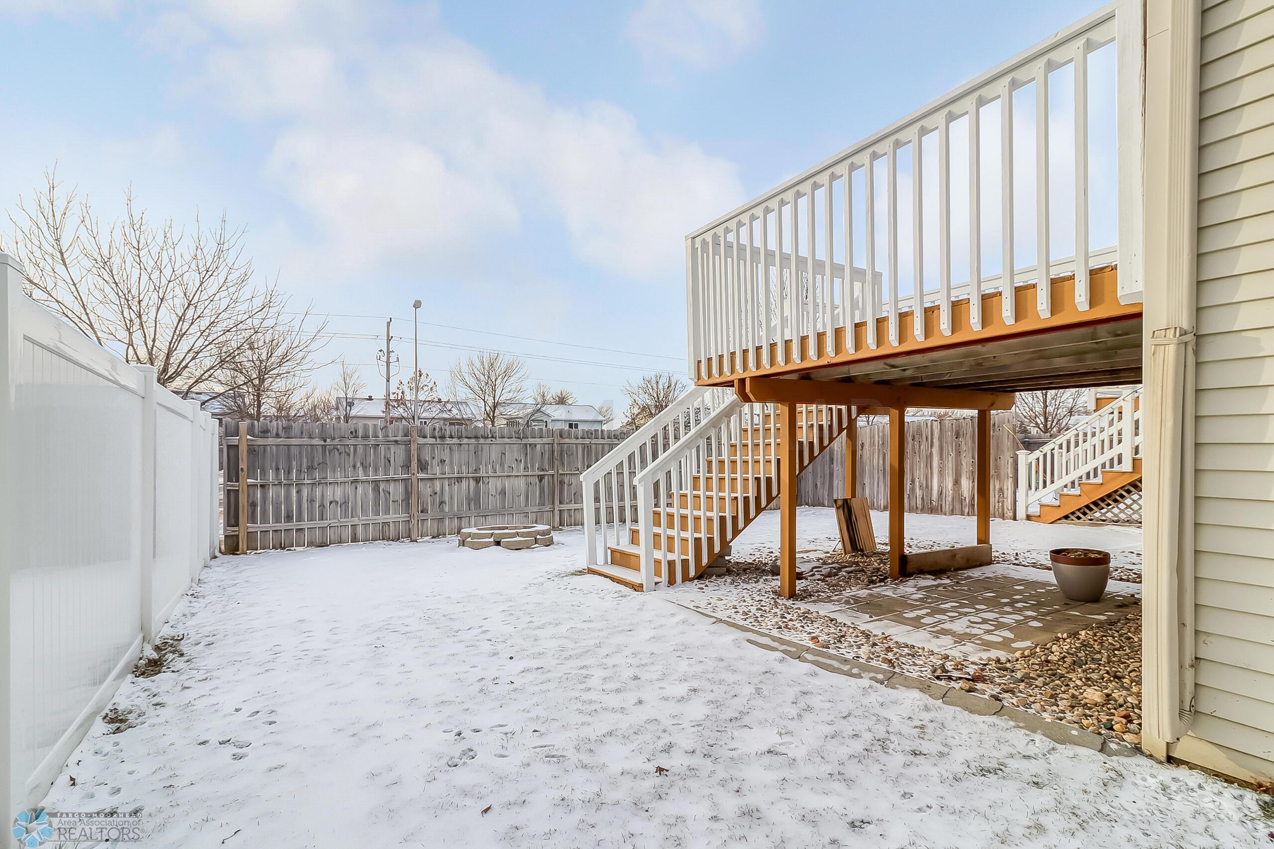 Backyard1_3