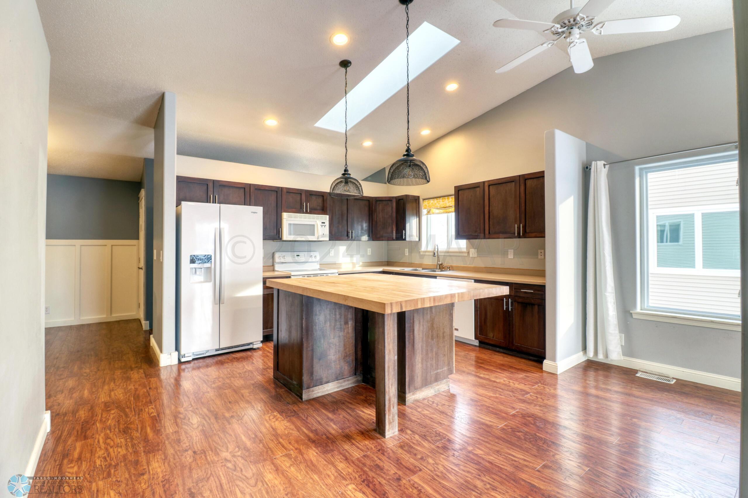 Kitchen1_
