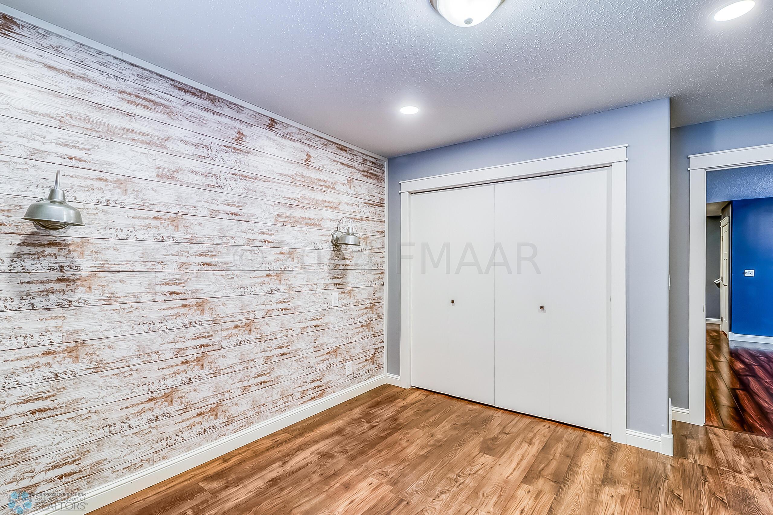 Basement Bedroom1_2