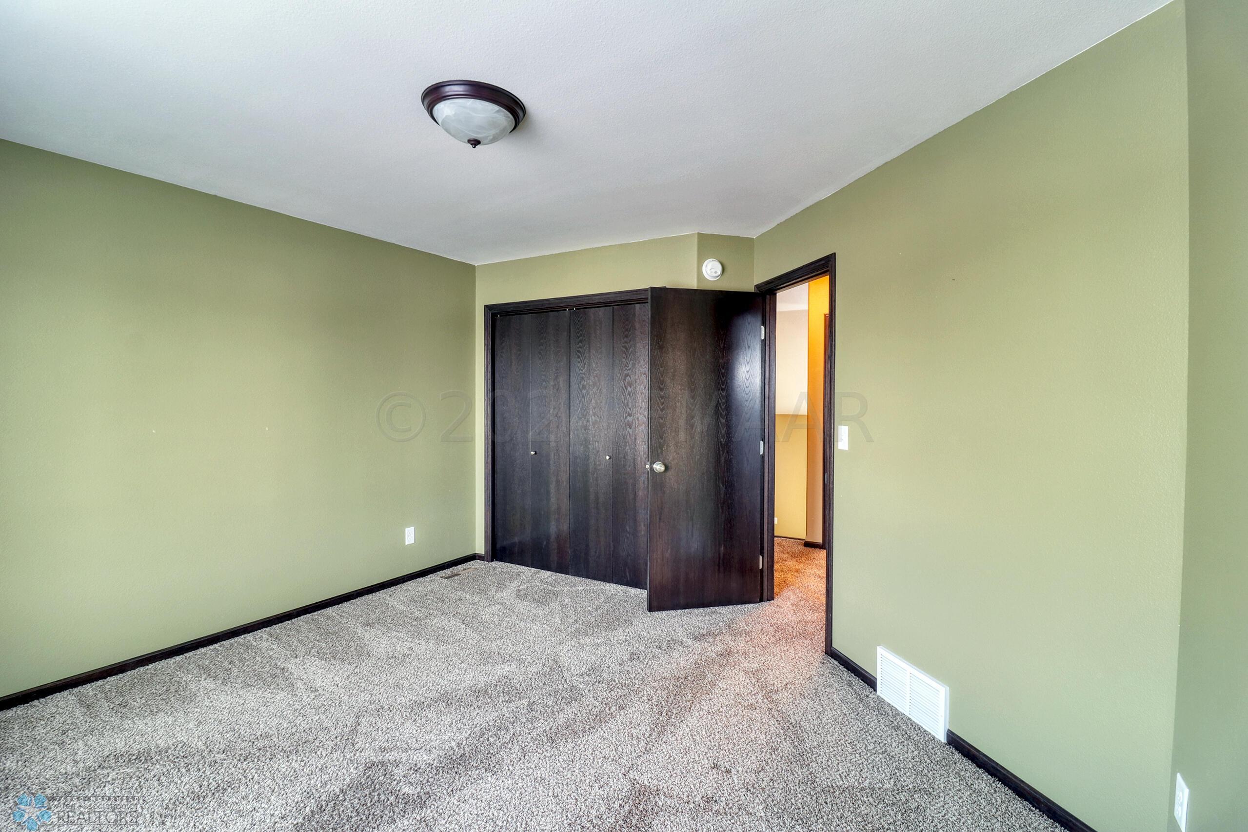 Bedroom1_2