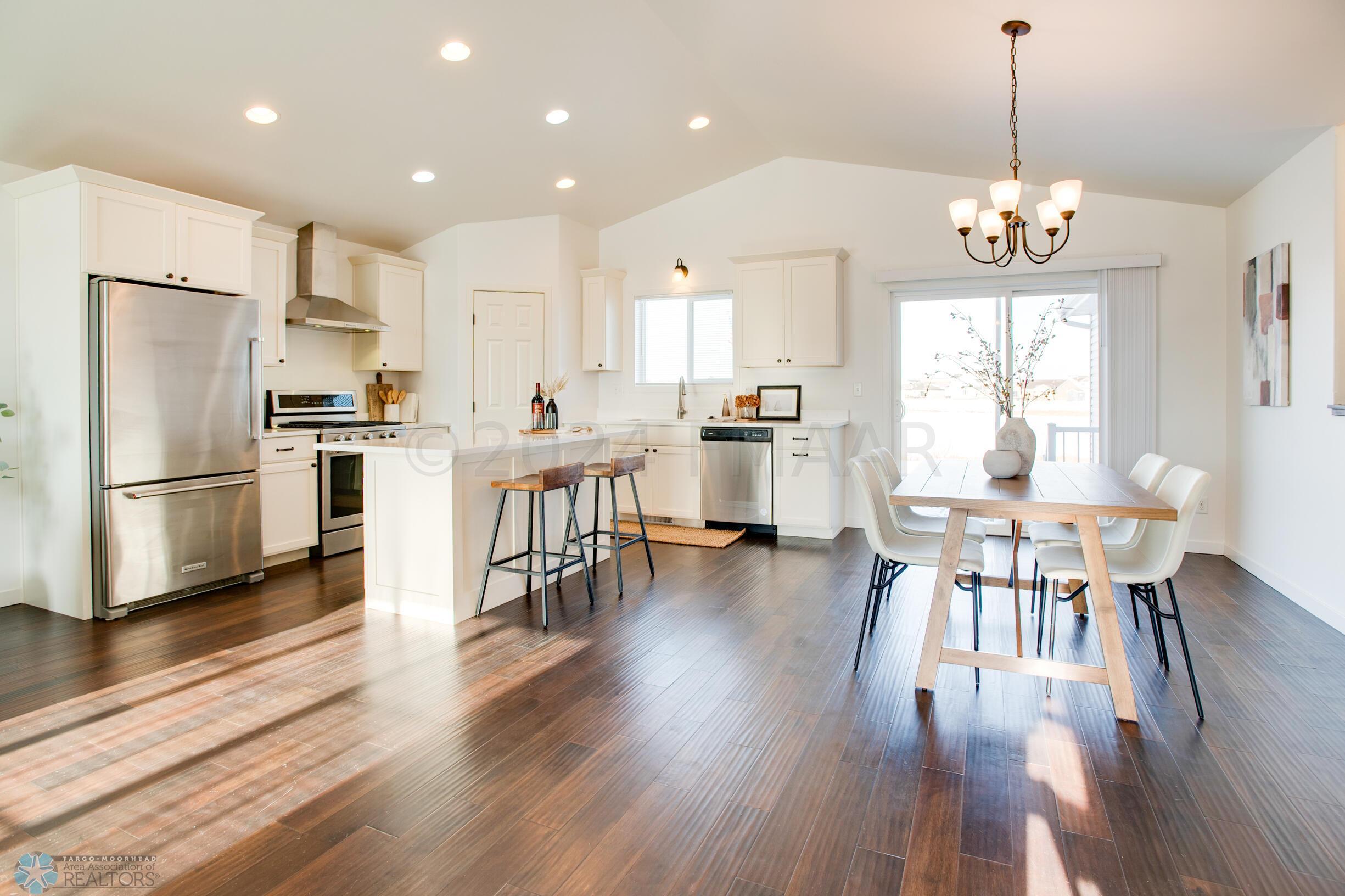 Kitchen & Dining Room