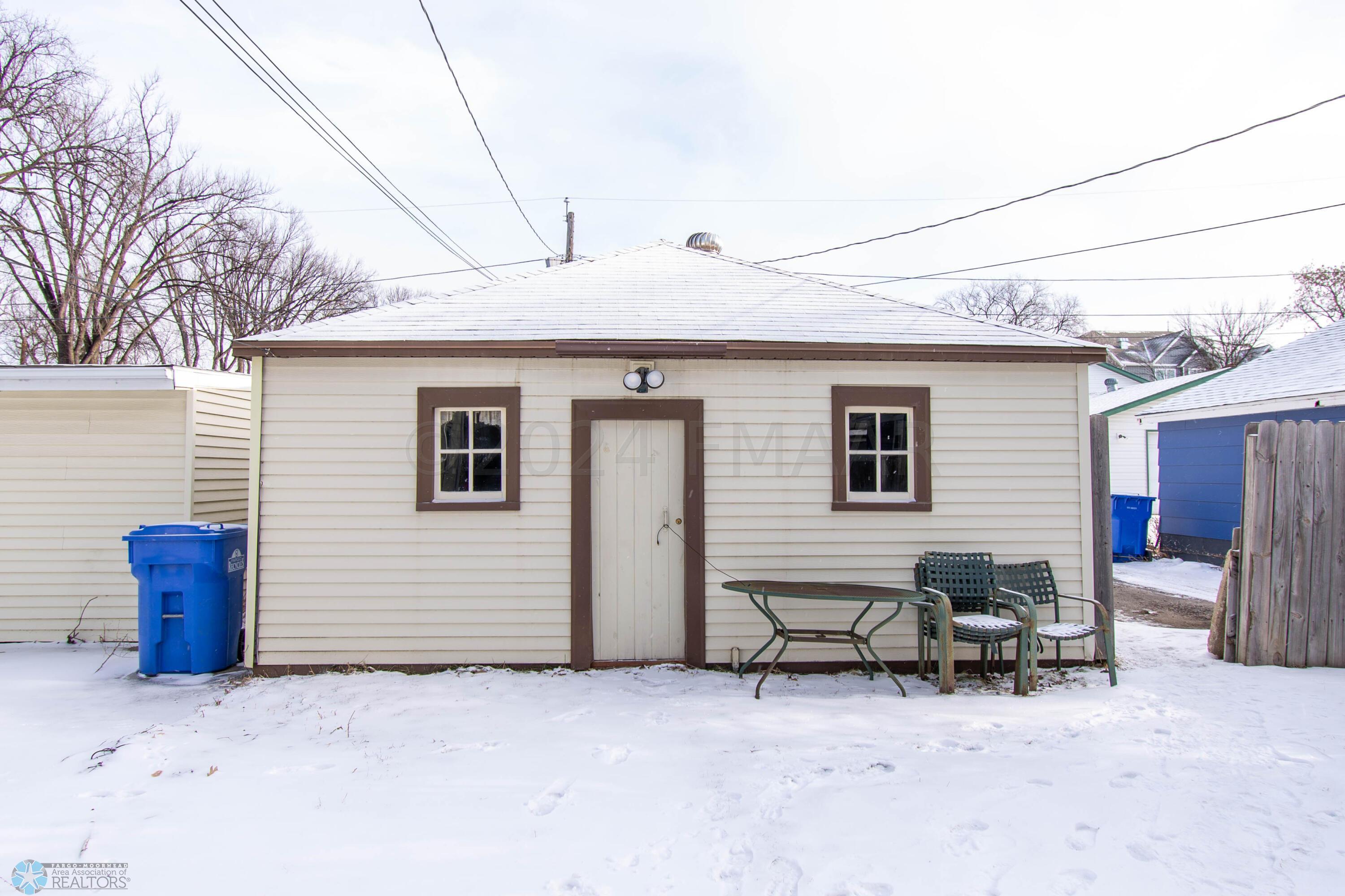 Garage