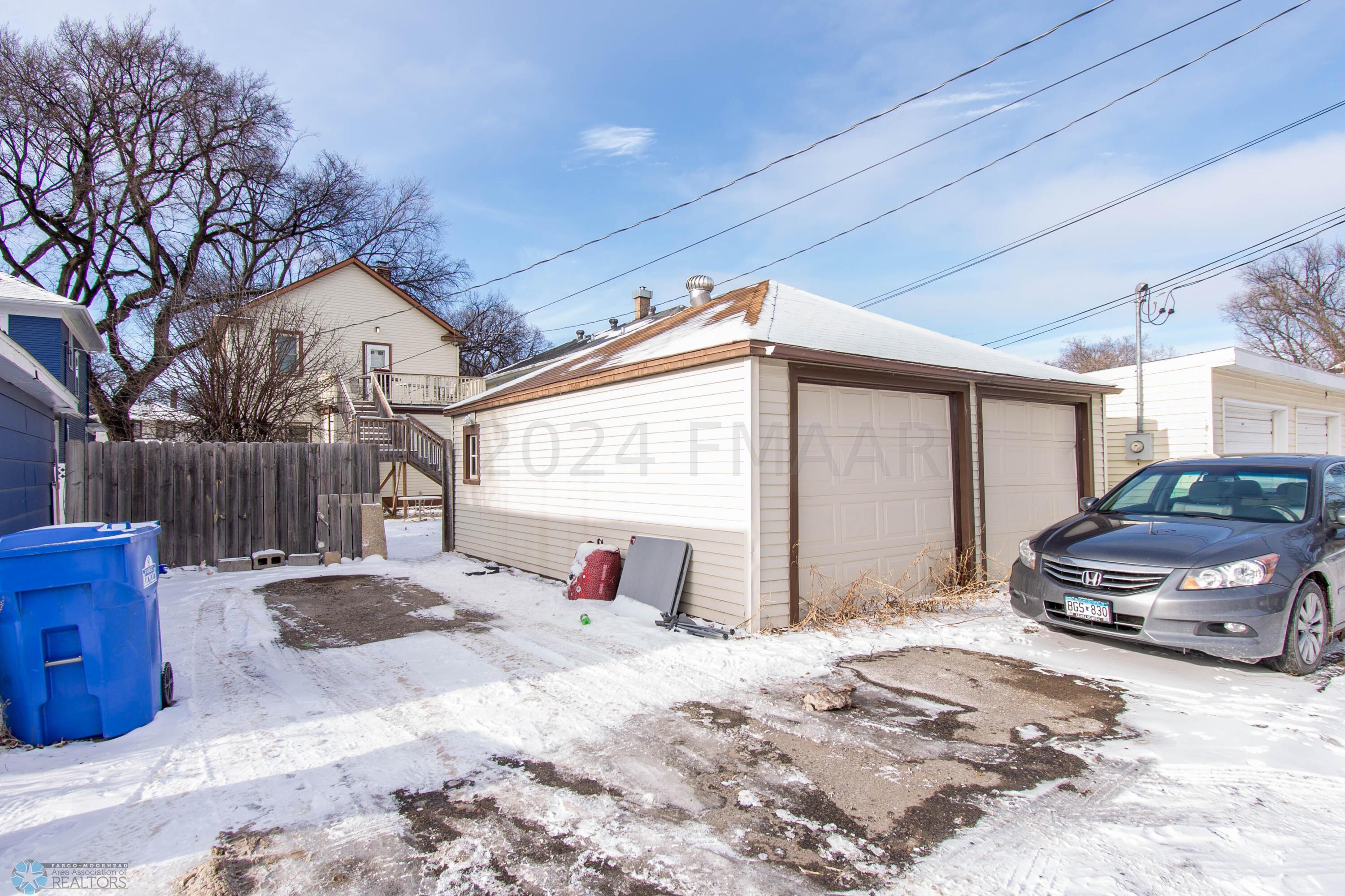 Garage