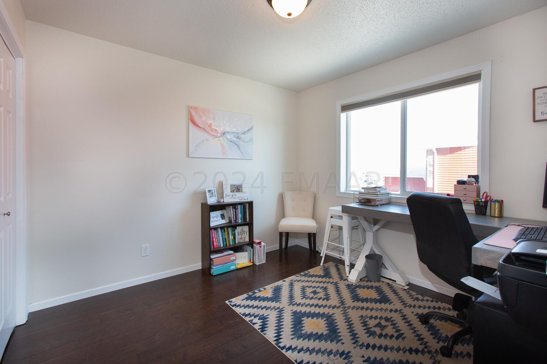 2nd Bedroom (upper level)