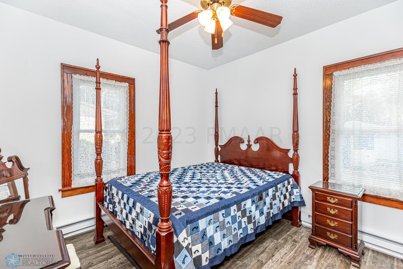 Main flr bedroom