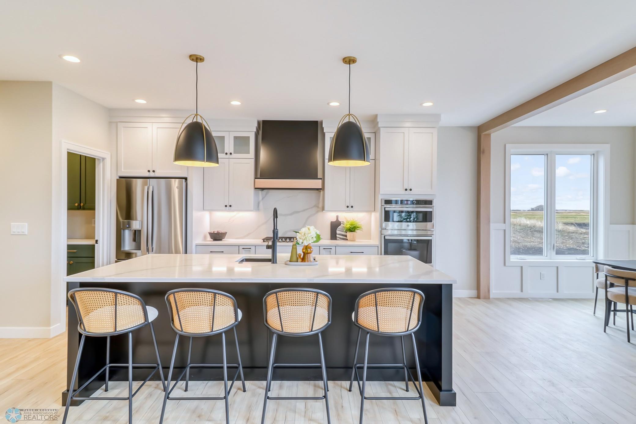 Kitchen1_2.jpg