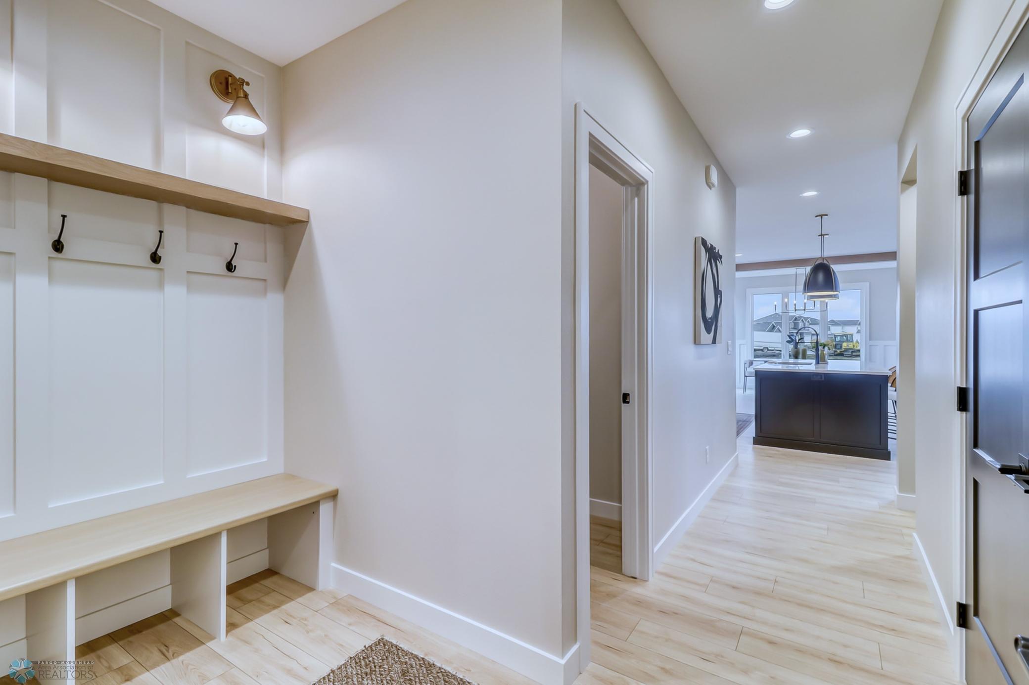 Mudroom1_1.jpg