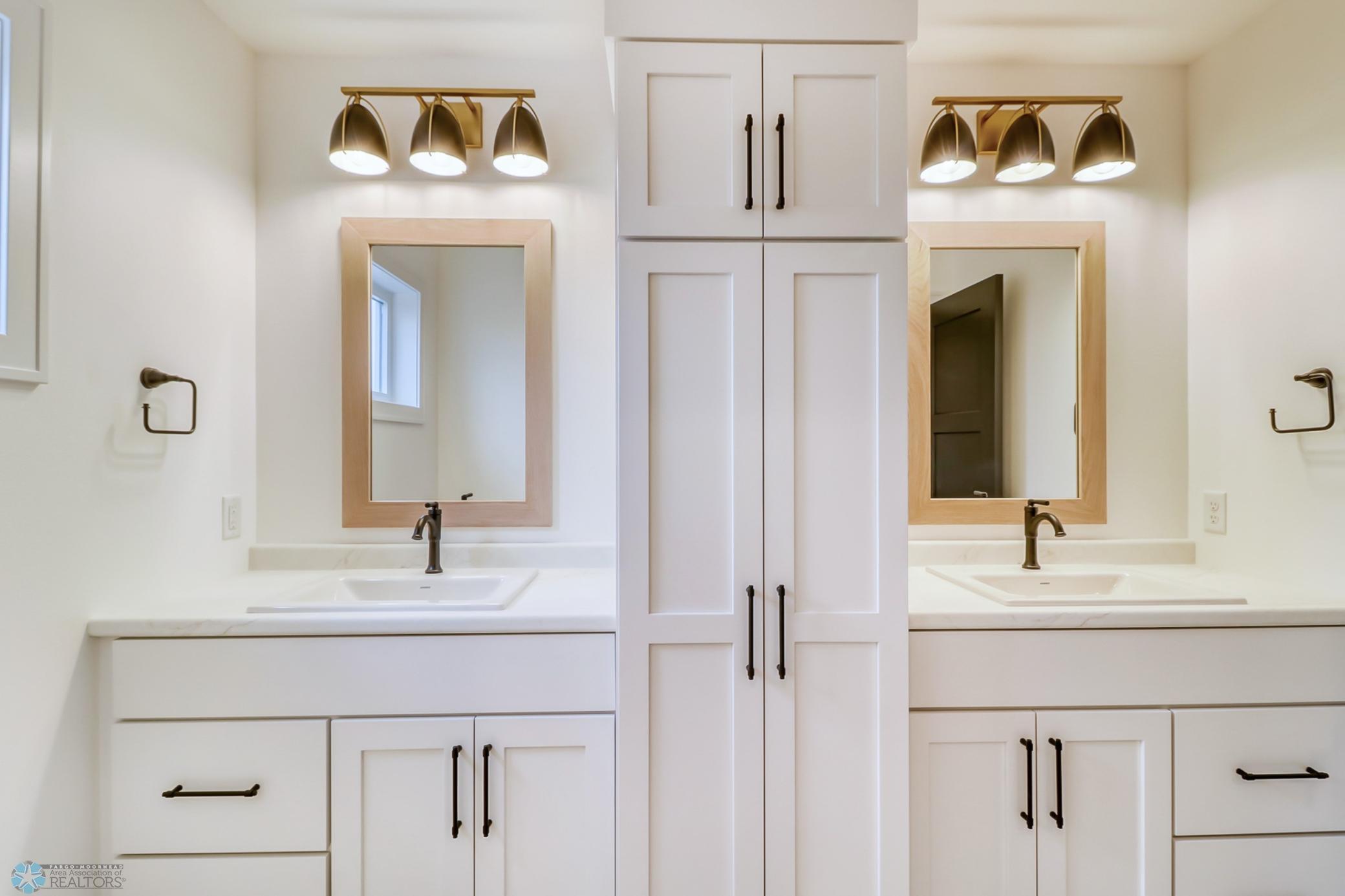 Upstairs Bathroom1_1.jpg